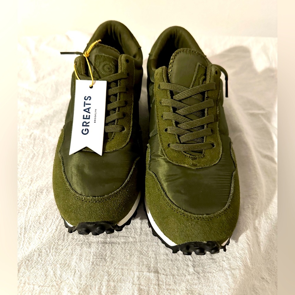 Greats Gym Shoes Men’s Size 7 Olive Color